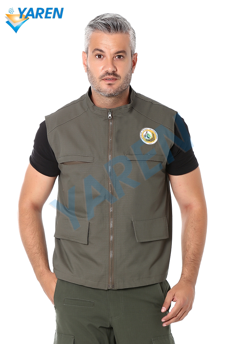 Forest%20Hunting%20Protection%20Vest